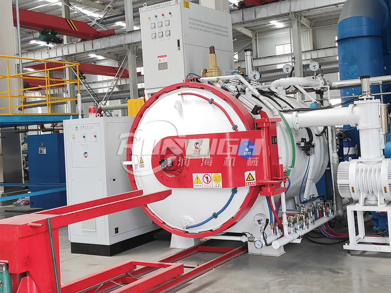 Vacuum furnace